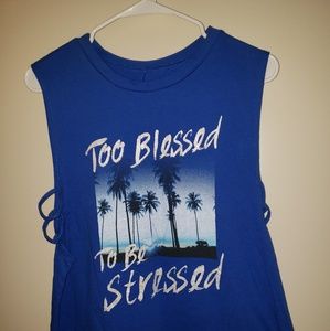 Wound up sleeveless tee